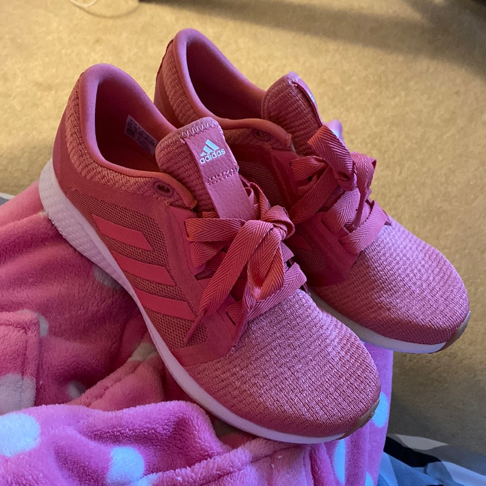 Adidas Edge Lux sneakers (brand new)